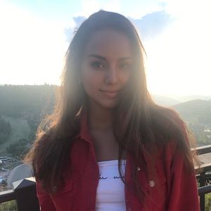 Meet your Posher, Annika